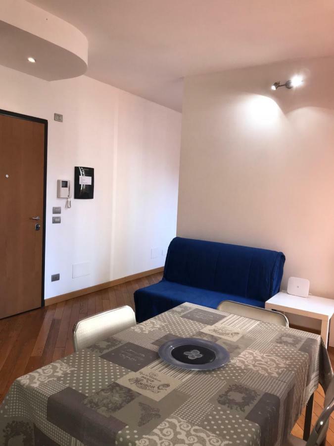 Orpheus Apartment เวโรนา ภายนอก รูปภาพ